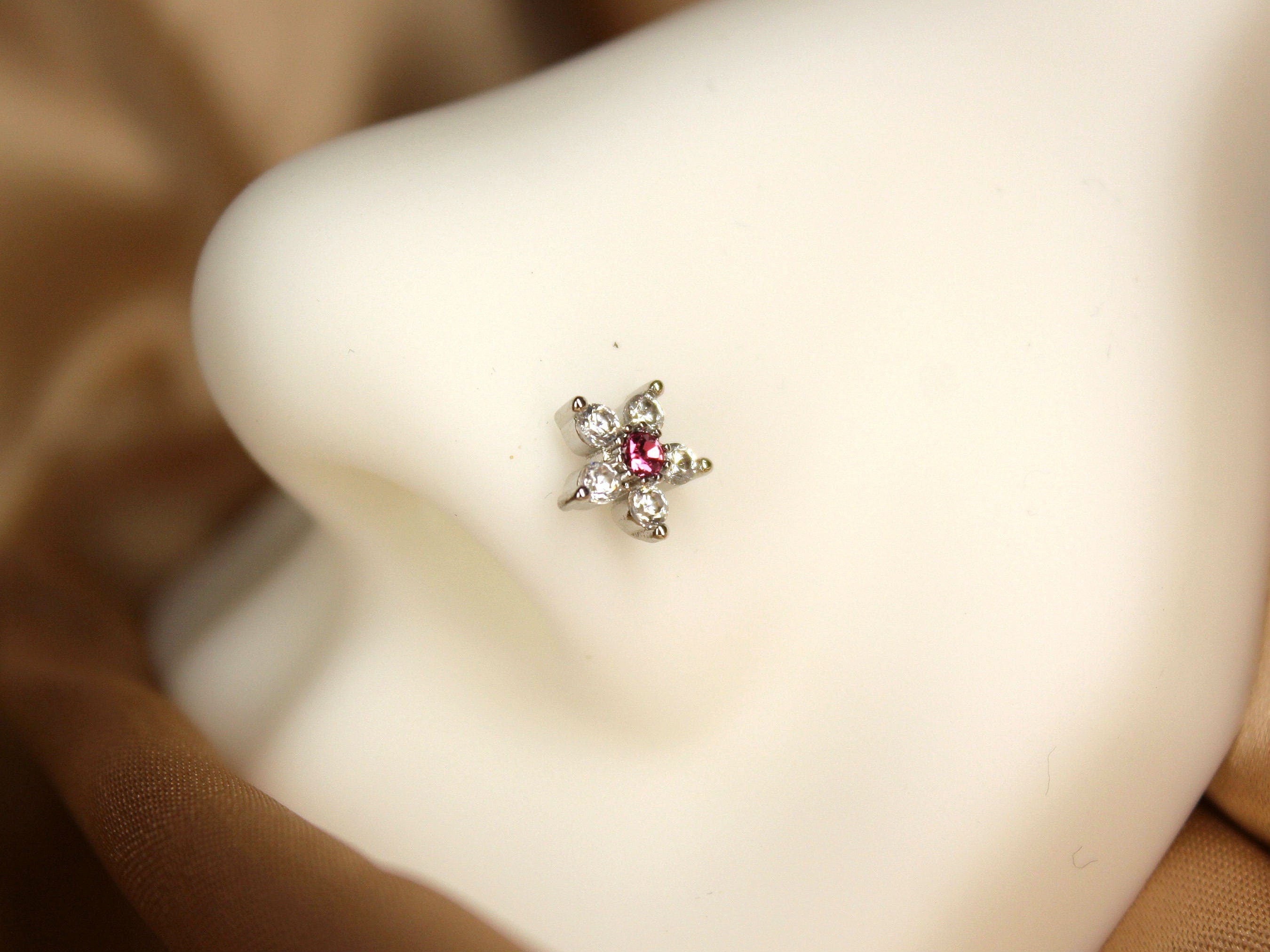 Flower Nose Stud, 20g Ball End Nose Piercing Stud, Floral Top Nose Piercing Jewelry